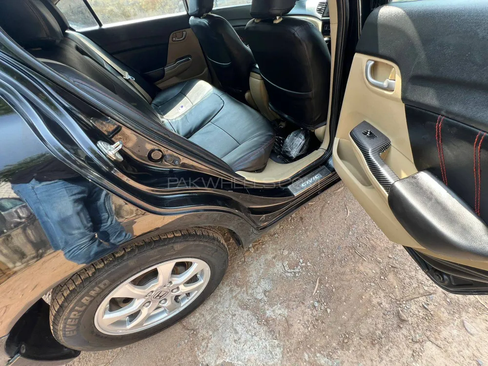 Honda Civic 2014 for Sale in Rawalpindi Honda Civic 2014 for Sale in Rawalpindi Image-11