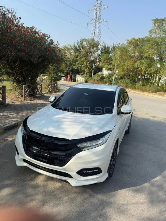 Honda Vezel 2015 for Sale in Mardan Honda Vezel 2015 for Sale in Mardan Image-4