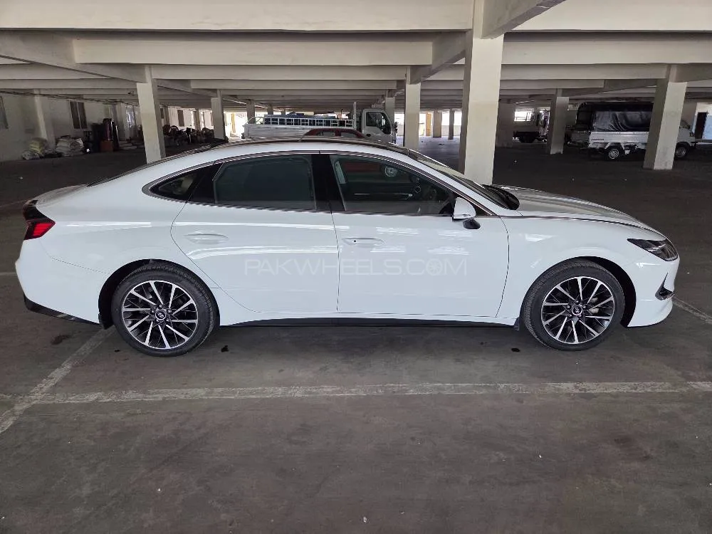 Hyundai Sonata 2022 for Sale in Karachi Image-1