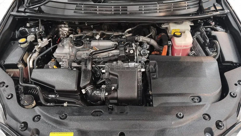 Lexus CT200h 2012 for Sale in Peshawar Lexus CT200h 2012 for Sale in Peshawar Image-5