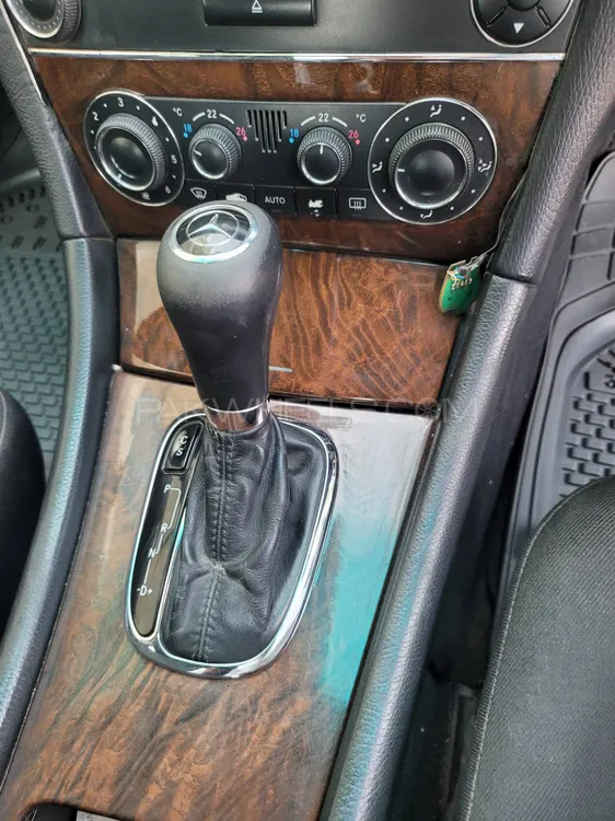 مرسڈیز بینز سی کلاس 2007 for Sale in اسلام آباد مرسڈیز بینز سی کلاس 2007 for Sale in اسلام آباد Image-6