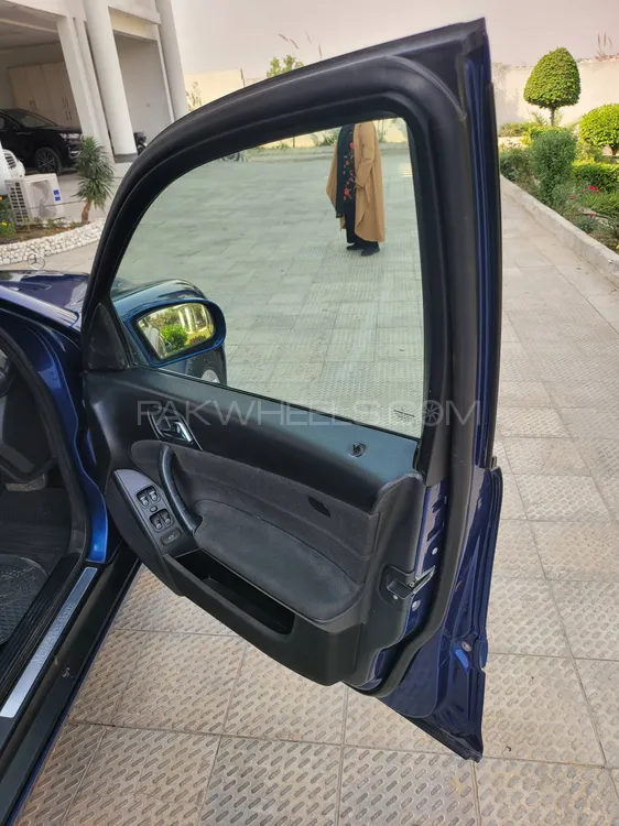 مرسڈیز بینز سی کلاس 2007 for Sale in اسلام آباد مرسڈیز بینز سی کلاس 2007 for Sale in اسلام آباد Image-11