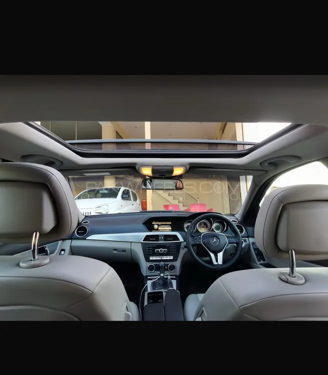 Mercedes Benz C Class 2012 for Sale in Multan Mercedes Benz C Class 2012 for Sale in Multan Image-10