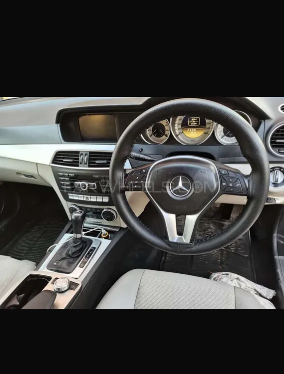 Mercedes Benz C Class 2012 for Sale in Multan Mercedes Benz C Class 2012 for Sale in Multan Image-5
