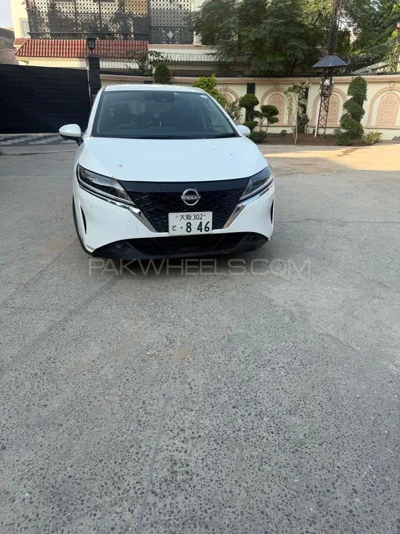 Nissan Note 2021 for Sale in Lahore Image-1