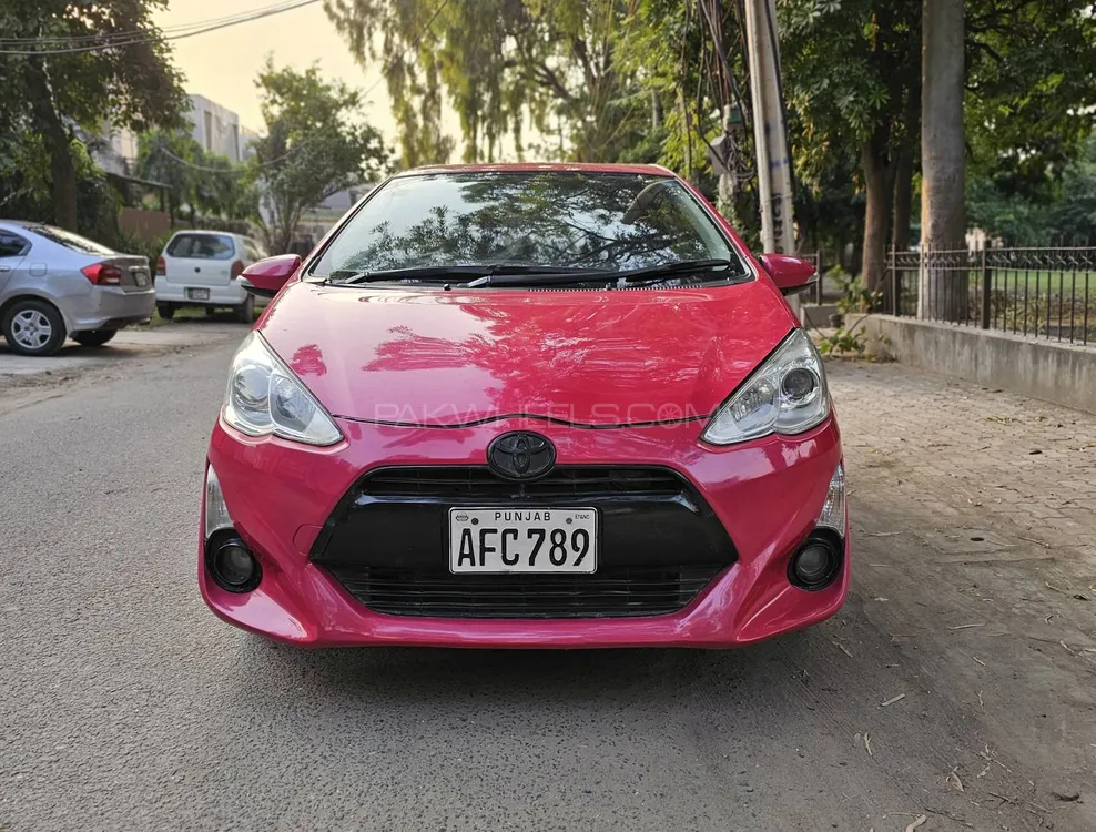 Toyota Aqua 2016 for Sale in Lahore Image-1