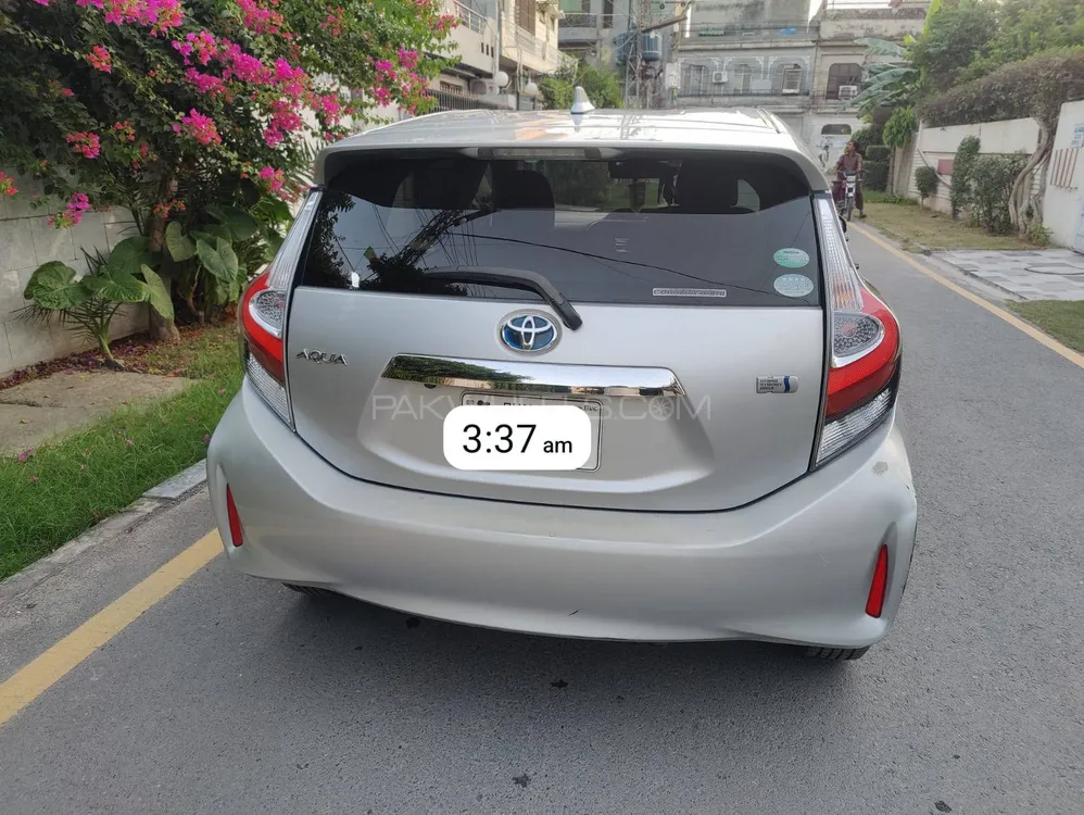 ٹویوٹا اکوا 2018 for Sale in لاہور ٹویوٹا اکوا 2018 for Sale in لاہور Image-4