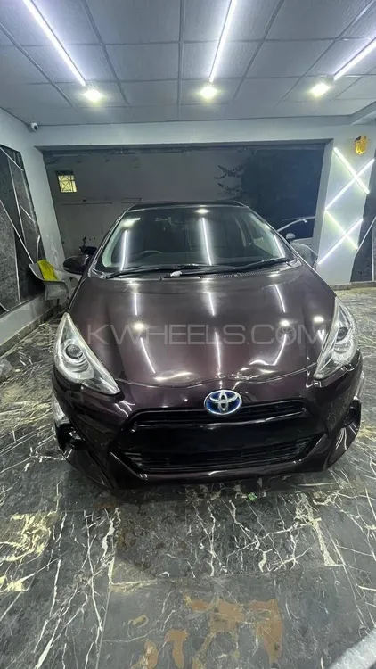 Toyota Aqua 2015 for Sale in Karachi Image-1