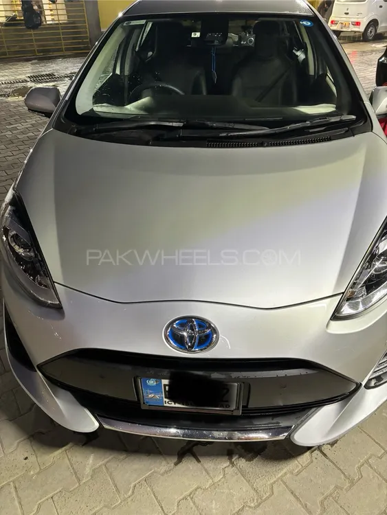 Toyota Aqua 2020 for Sale in Kharian Image-1