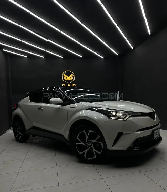 Toyota C-HR 2017 for Sale in Lahore Image-1