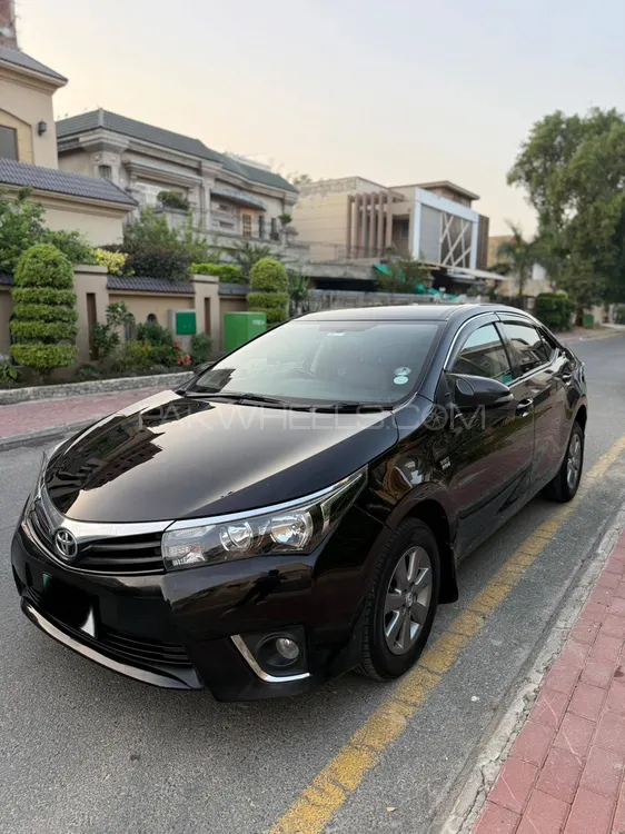 Toyota Corolla 2016 for Sale in Lahore Image-1