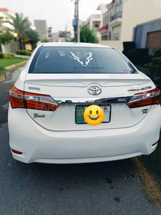 Toyota Corolla 2015 for Sale in Lahore Image-1