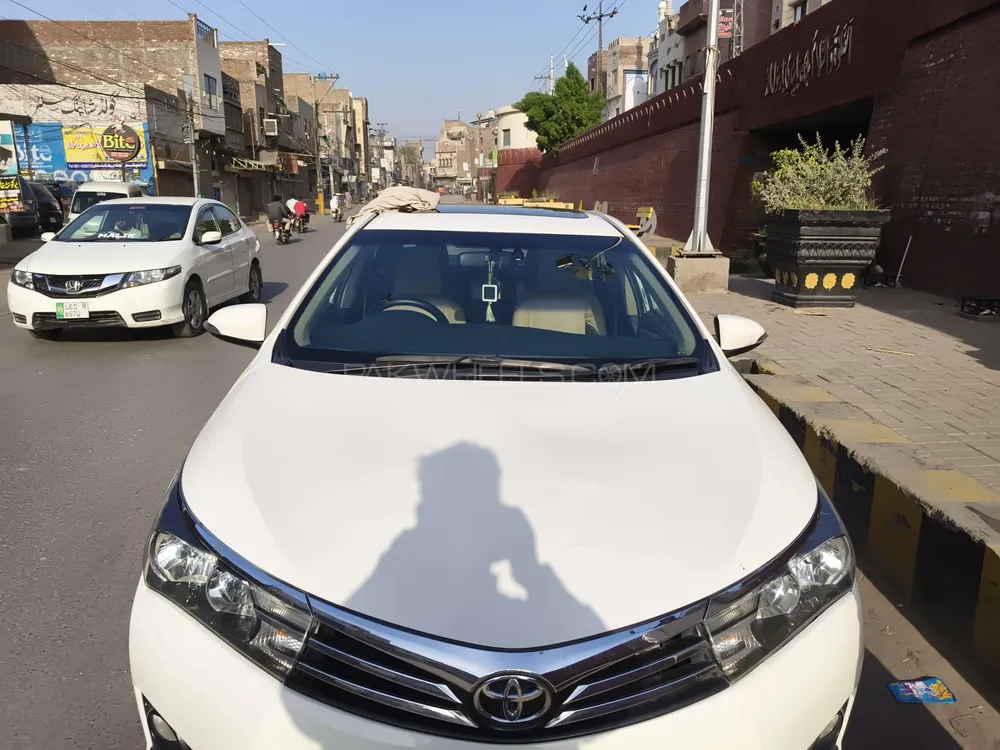 Toyota Corolla 2015 for Sale in Multan Image-1