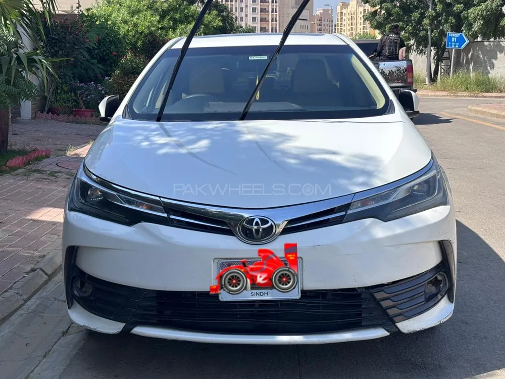 Toyota Corolla 2018 for Sale in Karachi Image-1