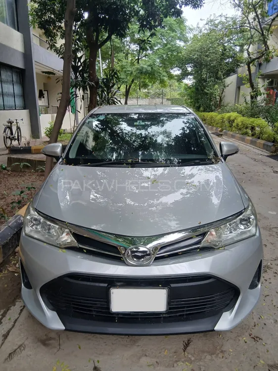 Toyota Corolla Axio 2017 for Sale in Islamabad Image-1