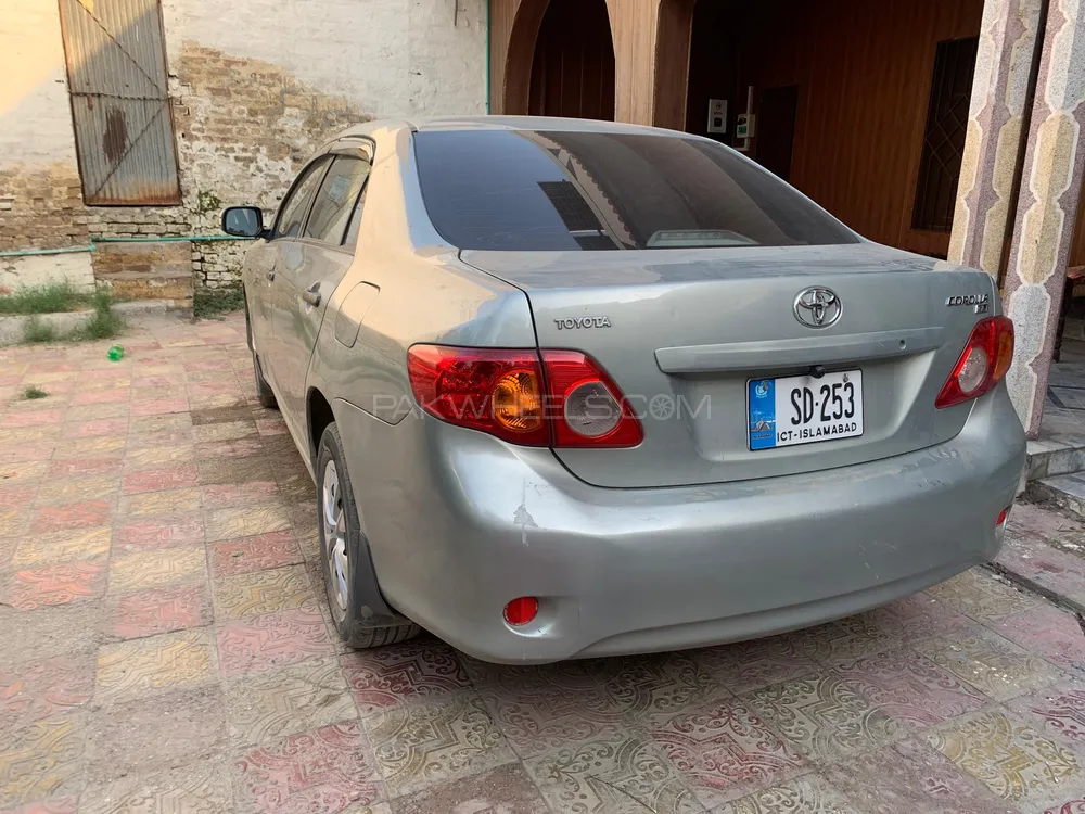 Toyota Corolla 2010 for Sale in Peshawar Image-1