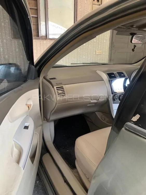 Toyota Corolla 2011 for Sale in Lahore Image-1