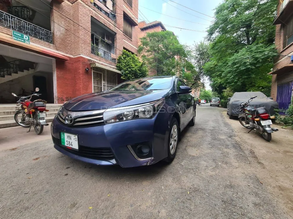 Toyota Corolla 2015 for Sale in Sargodha Image-1