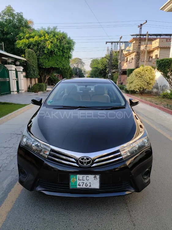 Toyota Corolla 2015 for Sale in Lahore Image-1