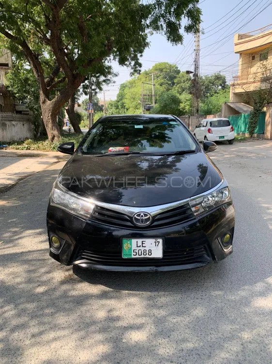 Toyota Corolla 2016 for Sale in Lahore Image-1
