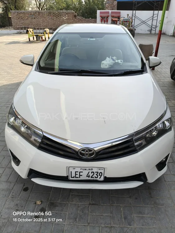 Toyota Corolla 2017 for Sale in Multan Image-1