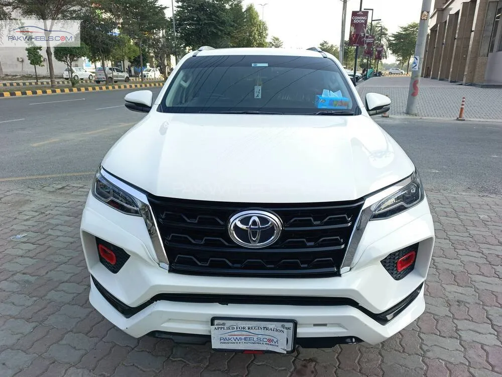 Toyota Fortuner 2022 for Sale in Lahore Image-1