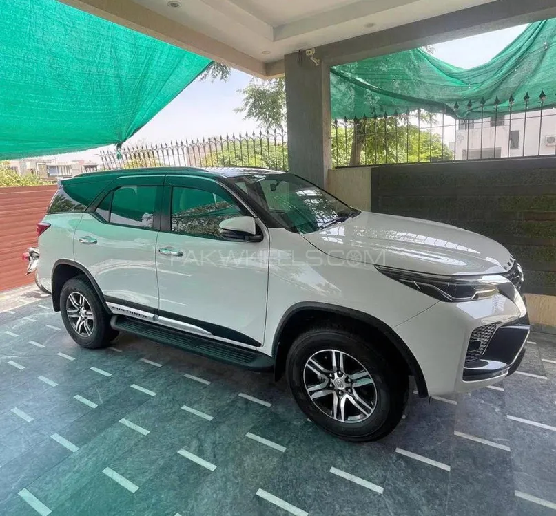 Toyota Fortuner 2022 for Sale in Lahore Image-1