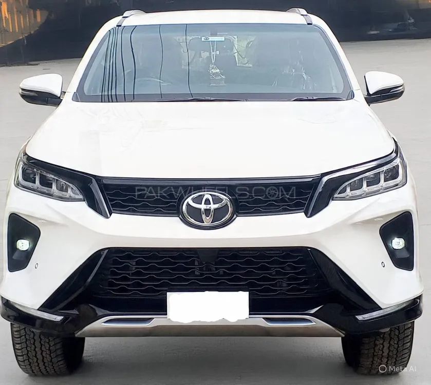 Toyota Fortuner 2024 for Sale in Sialkot Image-1