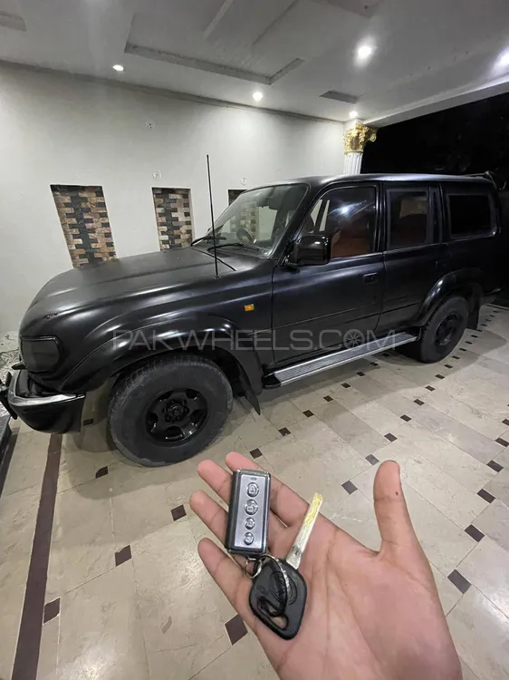 Toyota Land Cruiser 1983 for Sale in Islamabad Image-1