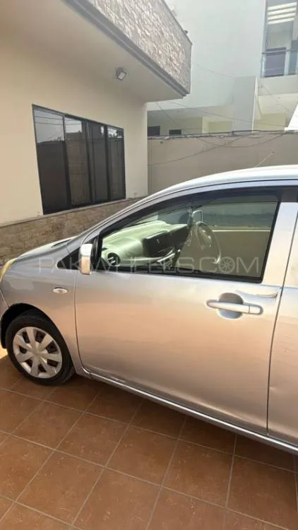 Toyota Pixis Epoch 2013 for Sale in Karachi Image-1