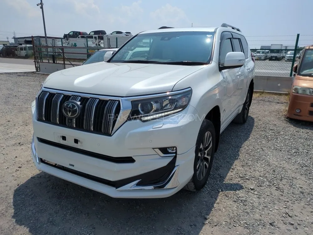 Toyota Prado 2021 for Sale in Hyderabad Toyota Prado 2021 for Sale in Hyderabad Image-8