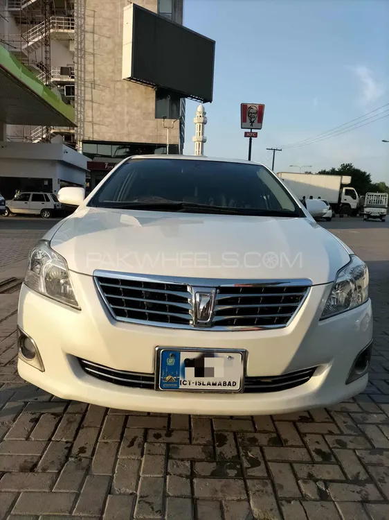 Toyota Premio 2012 for Sale in Islamabad Image-1