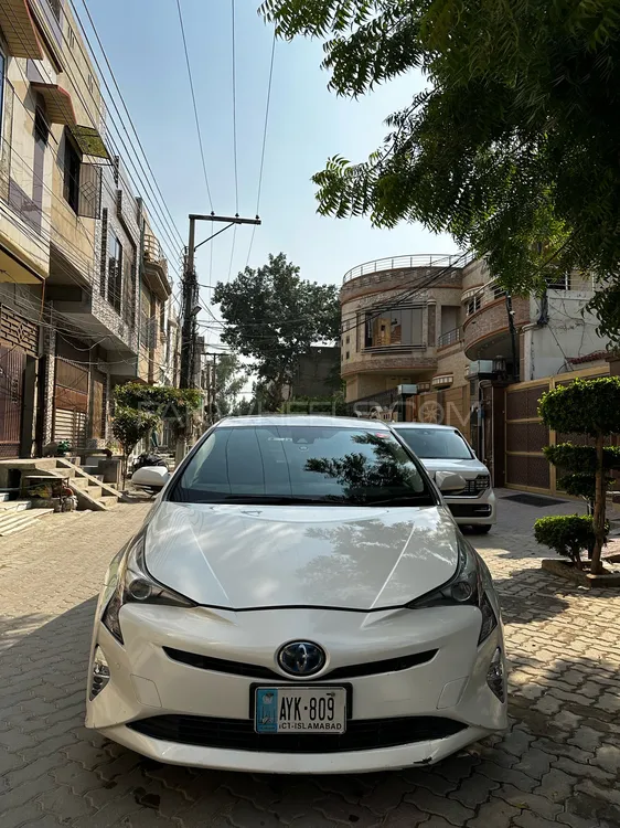 ٹویوٹا پریوس 2018 for Sale in اوکاڑہ ٹویوٹا پریوس 2018 for Sale in اوکاڑہ Image-6