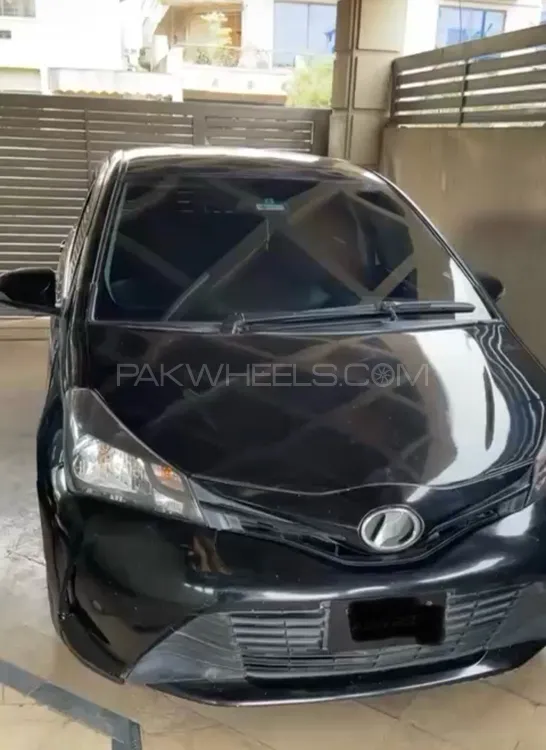 Toyota Vitz 2014 for Sale in Islamabad Image-1