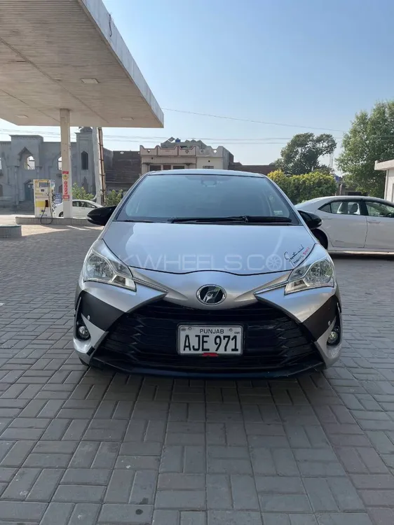 Toyota Vitz 2018 for Sale in Sialkot Image-1