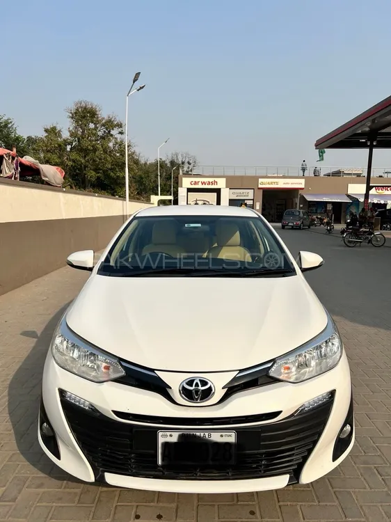Toyota Yaris Sedan 2021 for Sale in Multan Image-1