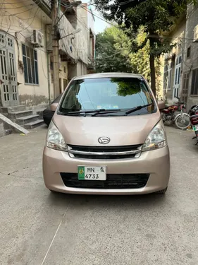 Daihatsu Move 2011