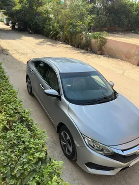 Honda Civic 1.8 i-VTEC CVT 2021