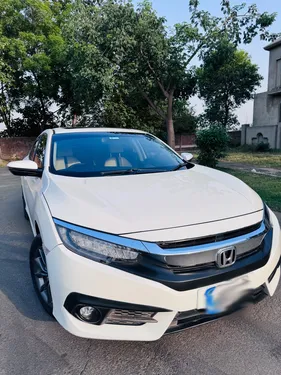 Honda Civic Oriel 1.8 i-VTEC CVT 2021