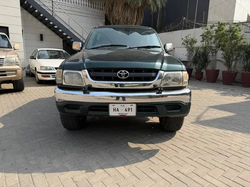 Toyota Hilux 2005
