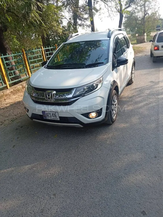 Honda BR-V 2017 for Sale in Islamabad Image-1