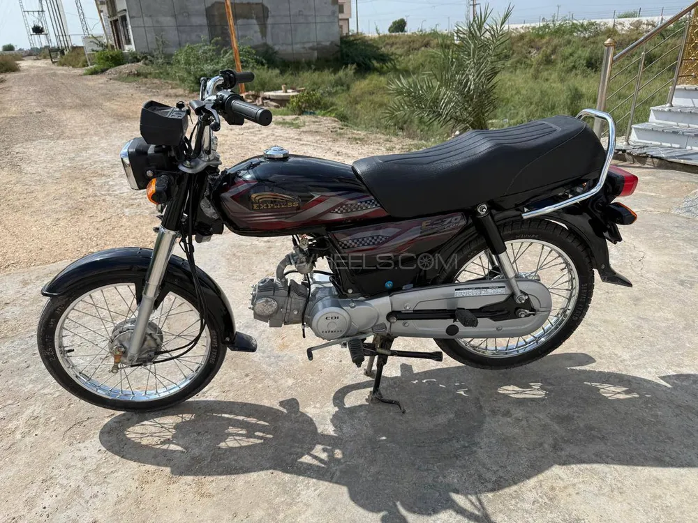 ایکسپریس E-70 2025 for Sale ایکسپریس E-70 2025 for Sale Image-3