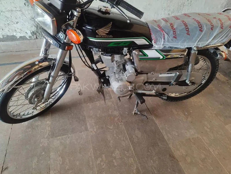 Honda CG 125 Special Edition 2023 for Sale Honda CG 125 Special Edition 2023 for Sale Image-4