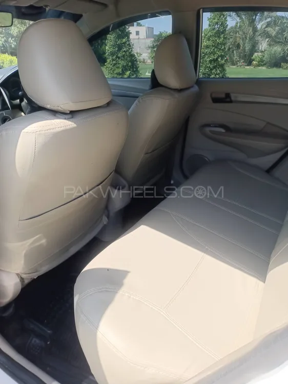 ہونڈا سٹی 2018 for Sale in رحیم یار خان ہونڈا سٹی 2018 for Sale in رحیم یار خان Image-12