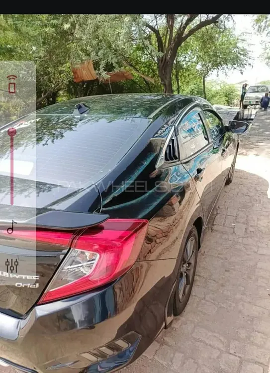 Honda Civic 2018 for Sale in Pir mahal Honda Civic 2018 for Sale in Pir mahal Image-1