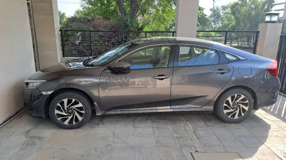 ہونڈا سوک 2019 for Sale in اسلام آباد ہونڈا سوک 2019 for Sale in اسلام آباد Image-4