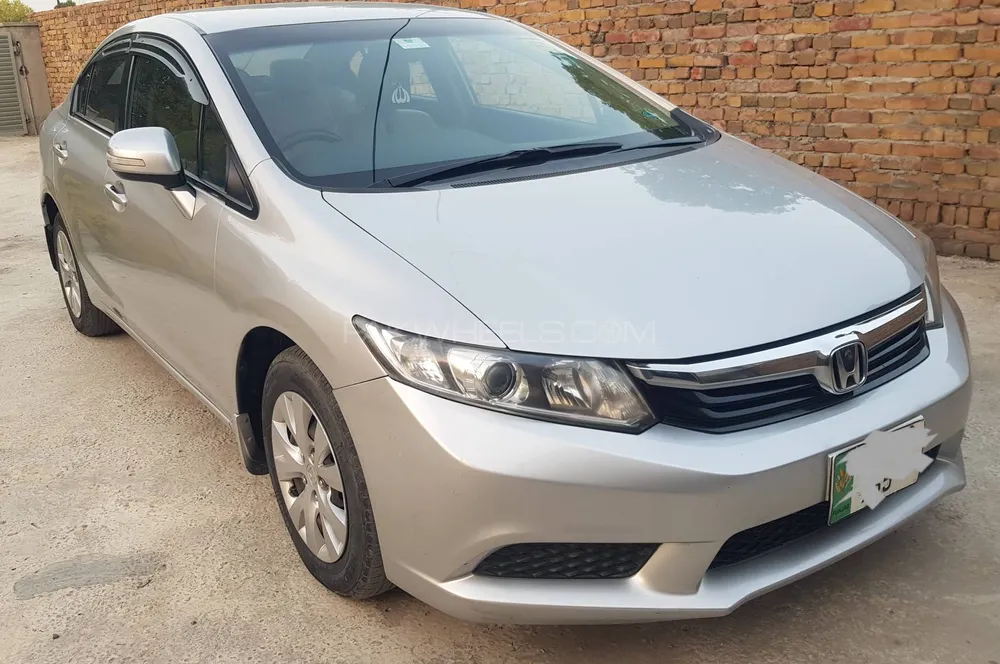 Honda Civic 2015 for Sale in Lahore Image-1