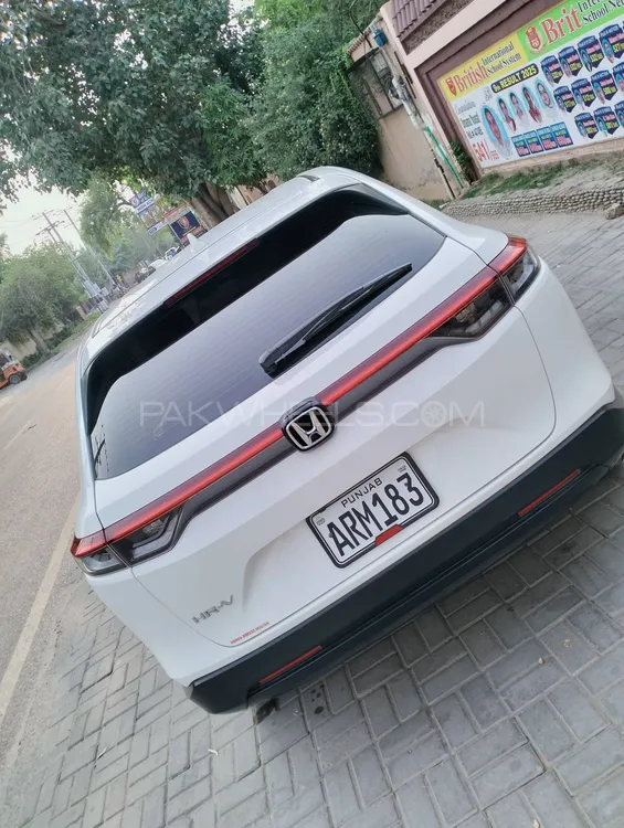 Honda HR-V 2023 for Sale in Multan Honda HR-V 2023 for Sale in Multan Image-8