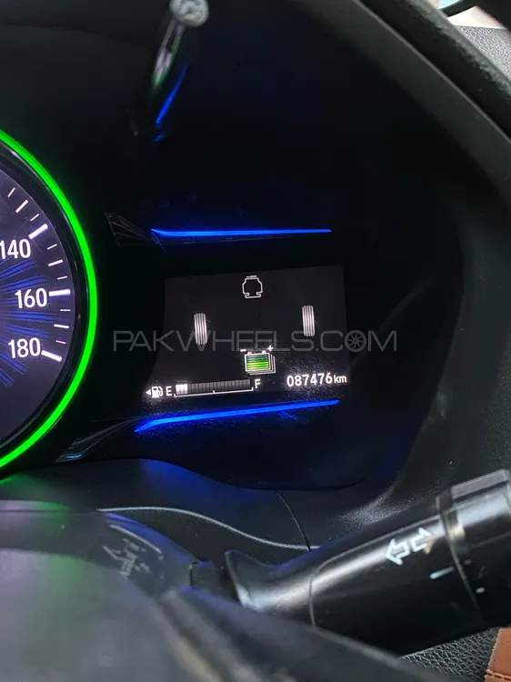 Honda Vezel 2014 for Sale in Hyderabad Honda Vezel 2014 for Sale in Hyderabad Image-10