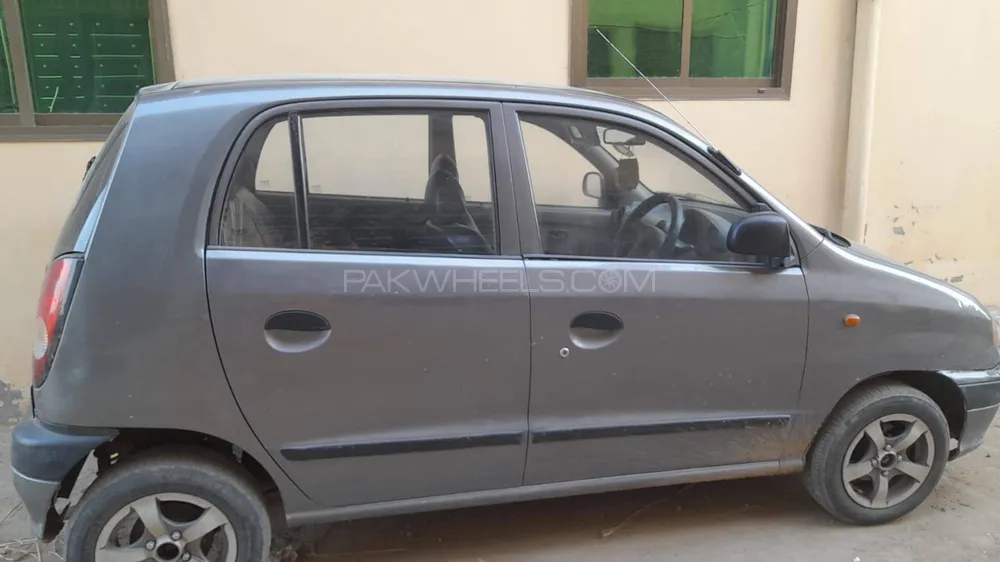 Hyundai Santro 2004 for Sale in Narowal Hyundai Santro 2004 for Sale in Narowal Image-4